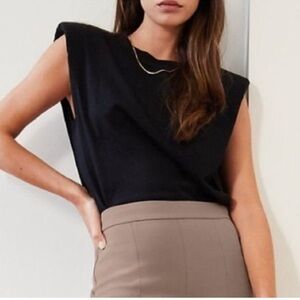 Aritzia Babaton Shoulder Pad Long Tank